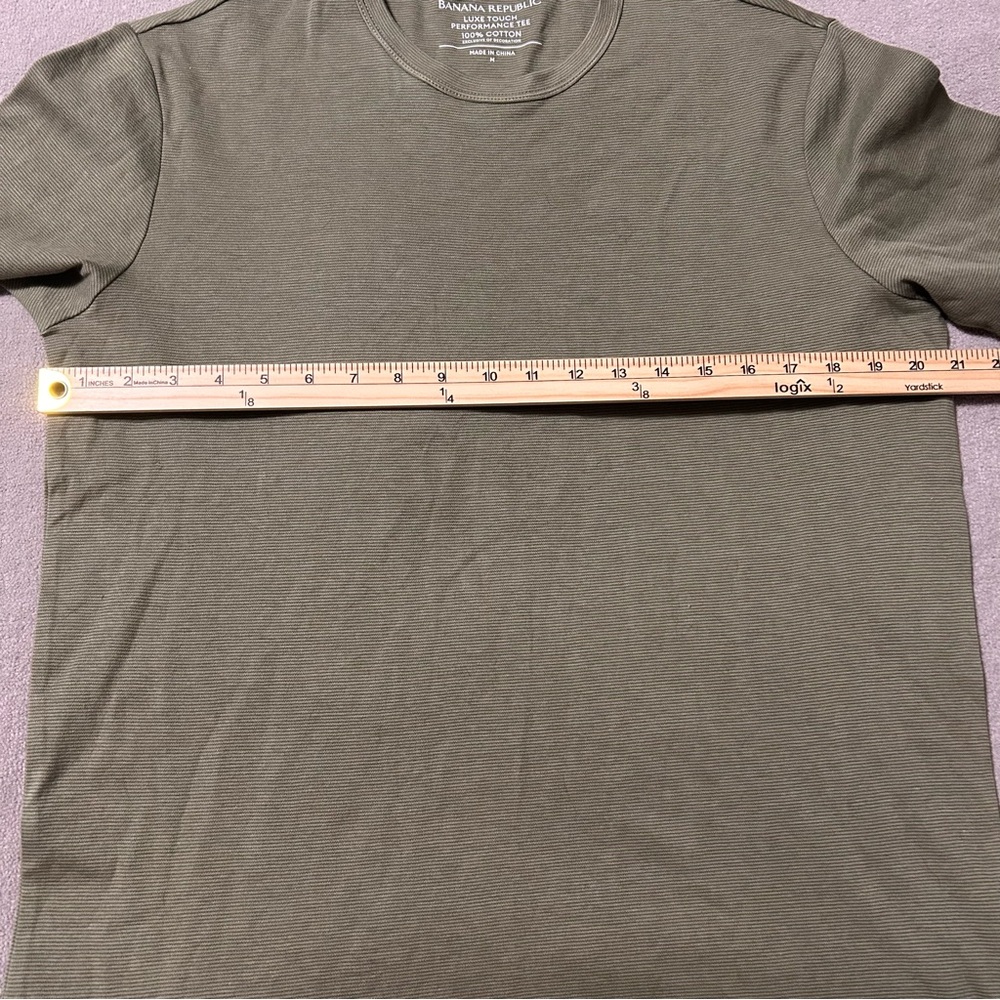 Banana Republic Luxe Touch Performance Tee 100% Cotton - Size M - Lot of 2 *NEW* - Picture 6 of 11